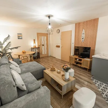 Appartement Cosy With Terrace Near Bordeaux *